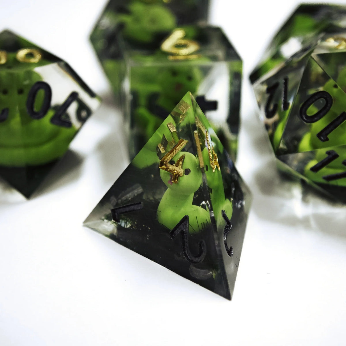 Snake-Effect Resin Dice Set – 4 Colours to Choose From