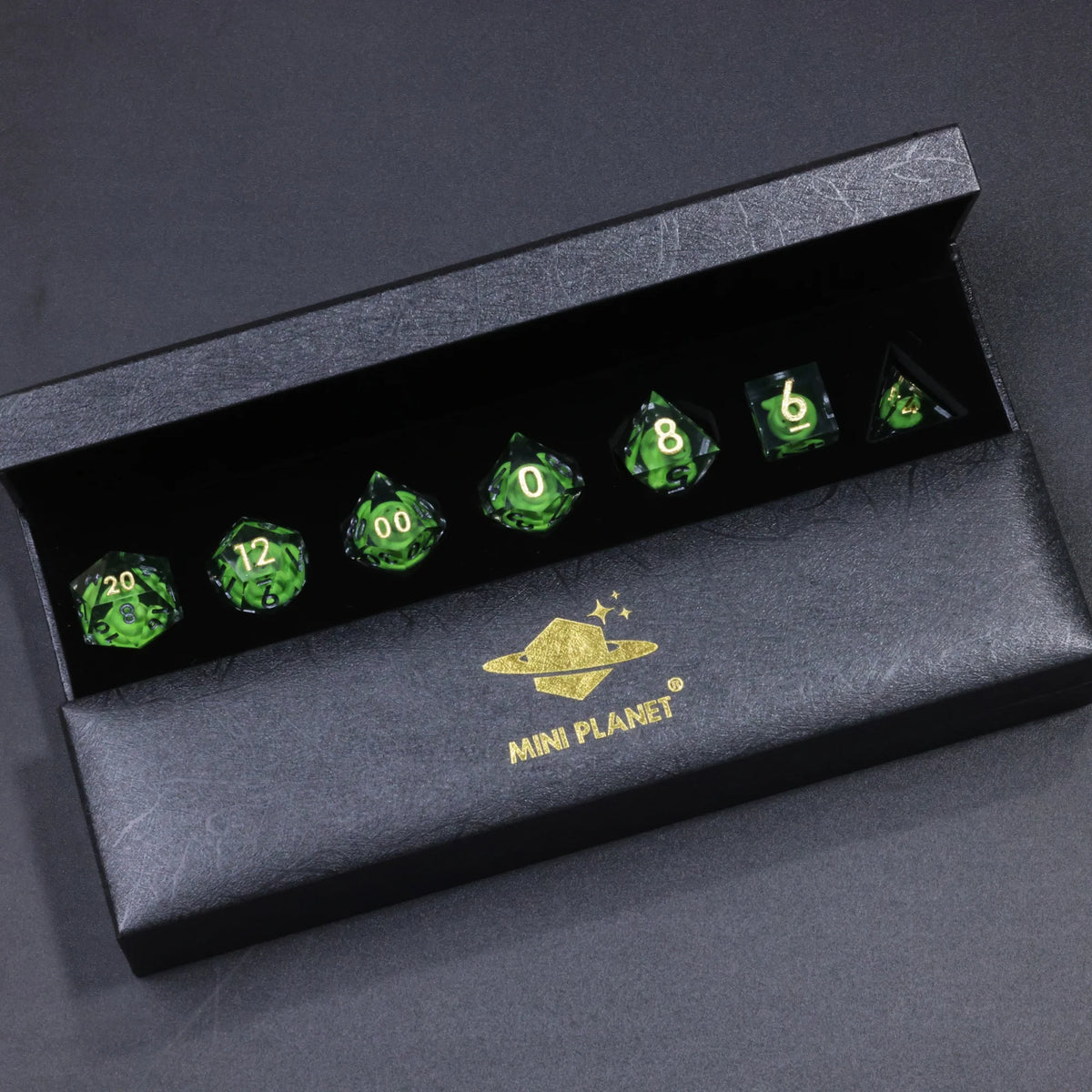 Snake-Effect Resin Dice Set – 4 Colours to Choose From