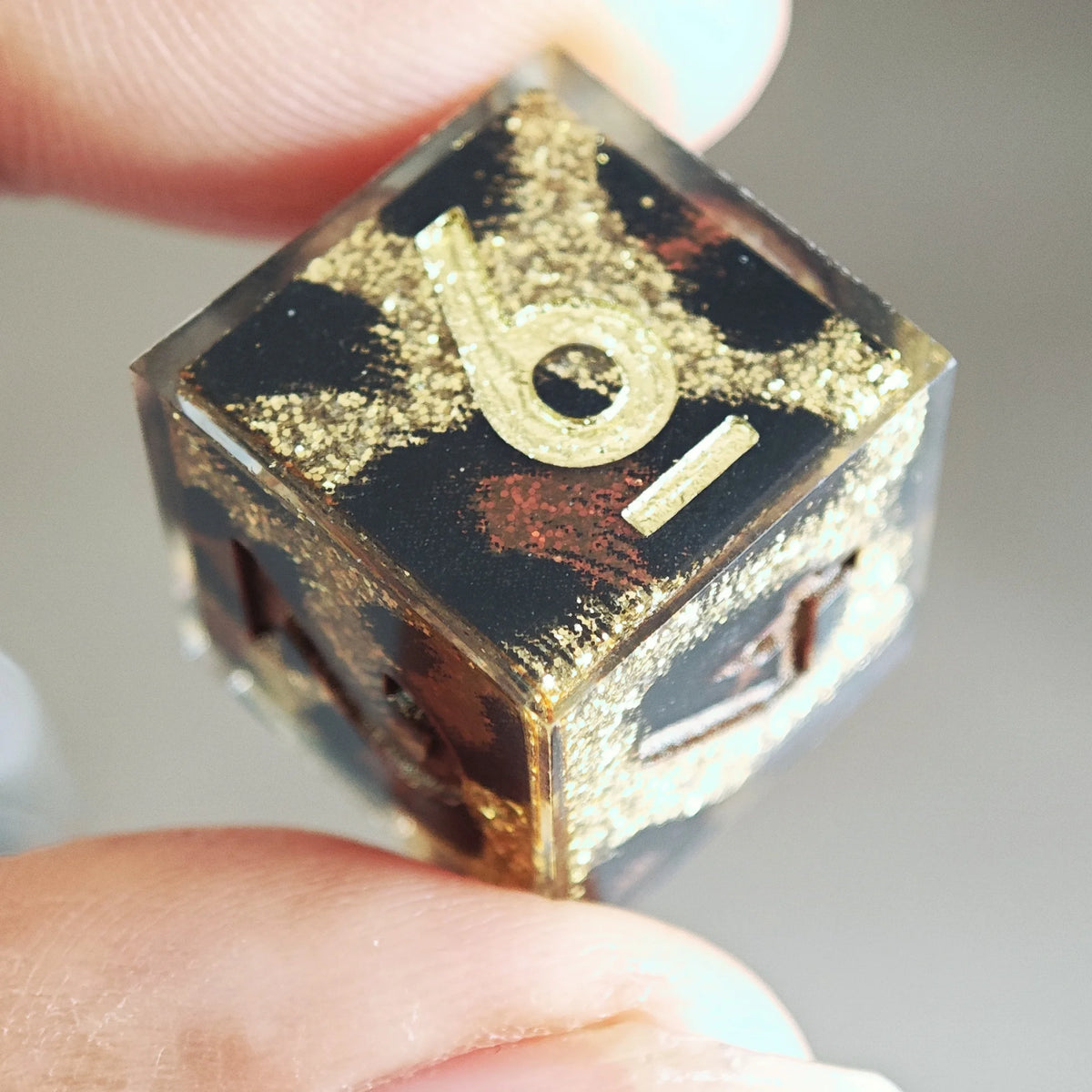 Resin Die - Red Tones – 8 Colours to Choose From