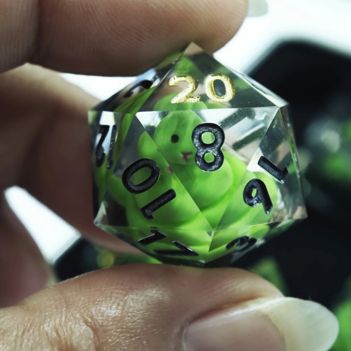 Snake-Effect Resin Dice Set – 4 Colours to Choose From