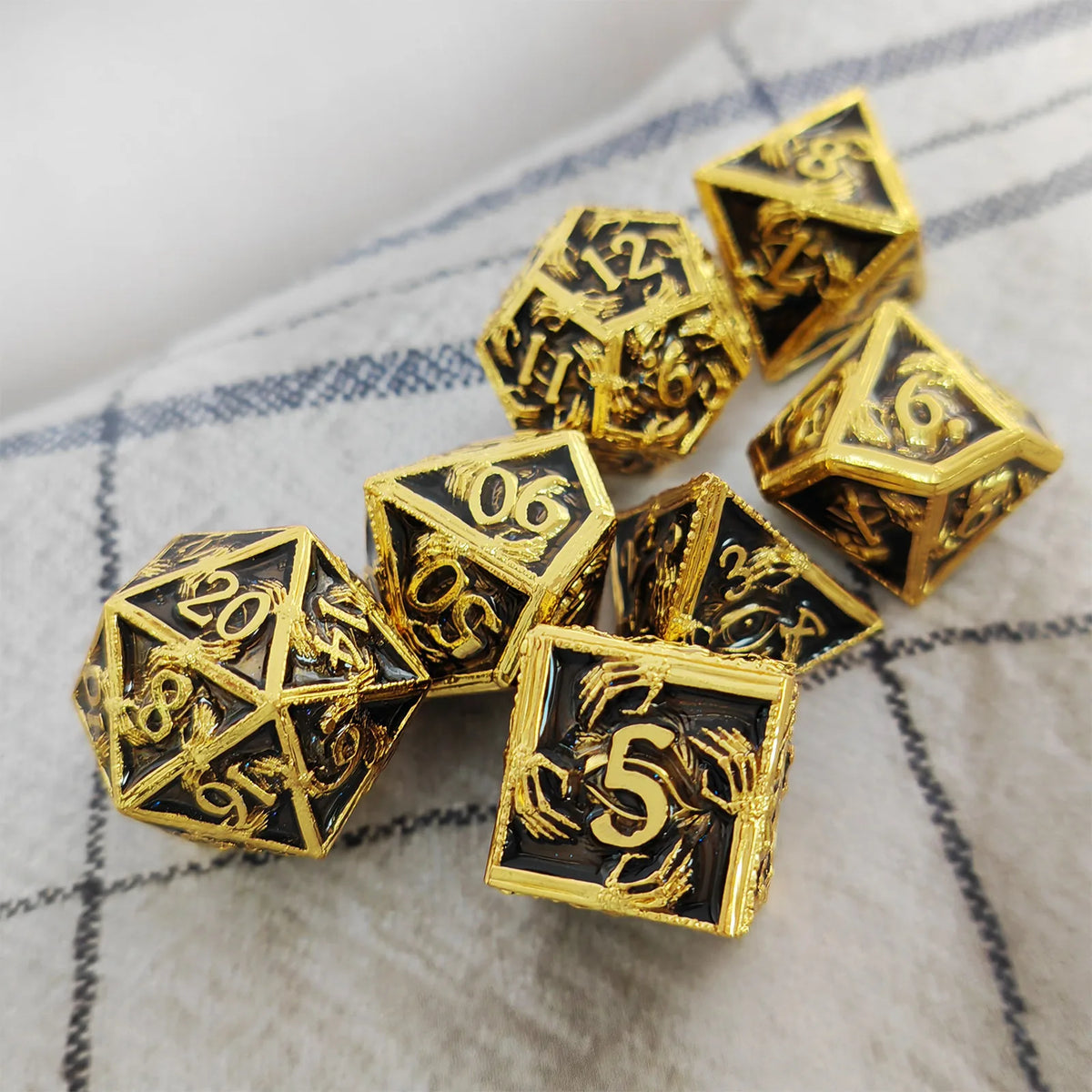 Skeleton Hand Metal Die – 9 Colours to Choose From