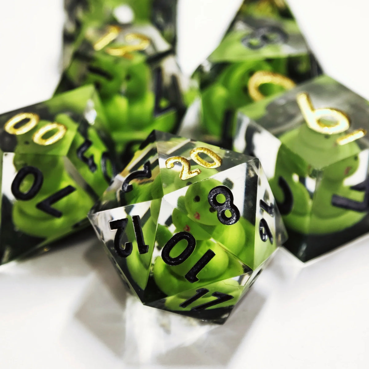 Snake-Effect Resin Dice Set – 4 Colours to Choose From