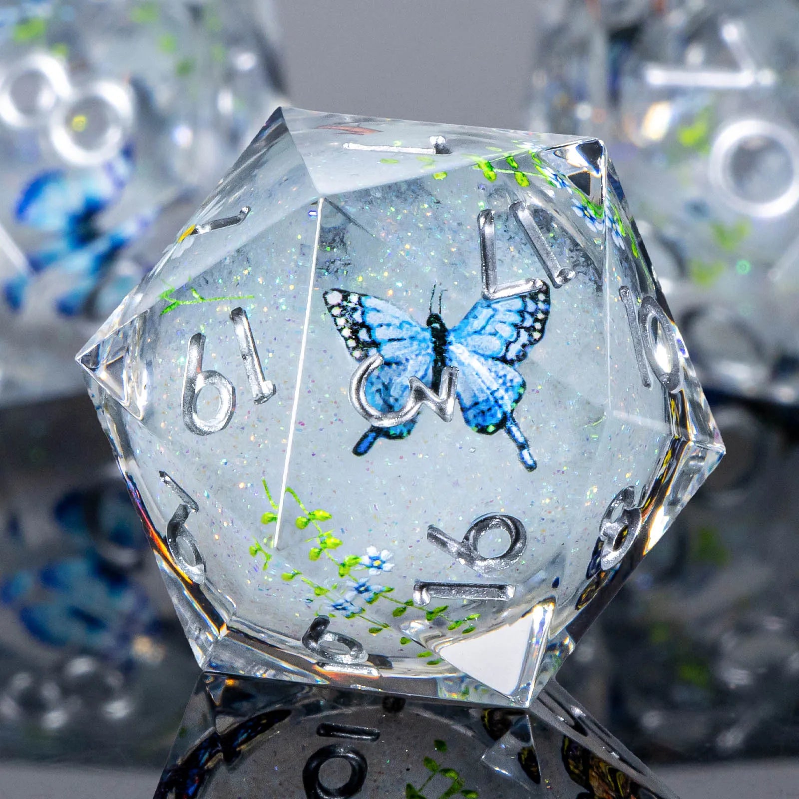 Liquid Core Resin Polyhedral RPG Dice Set - Design 12