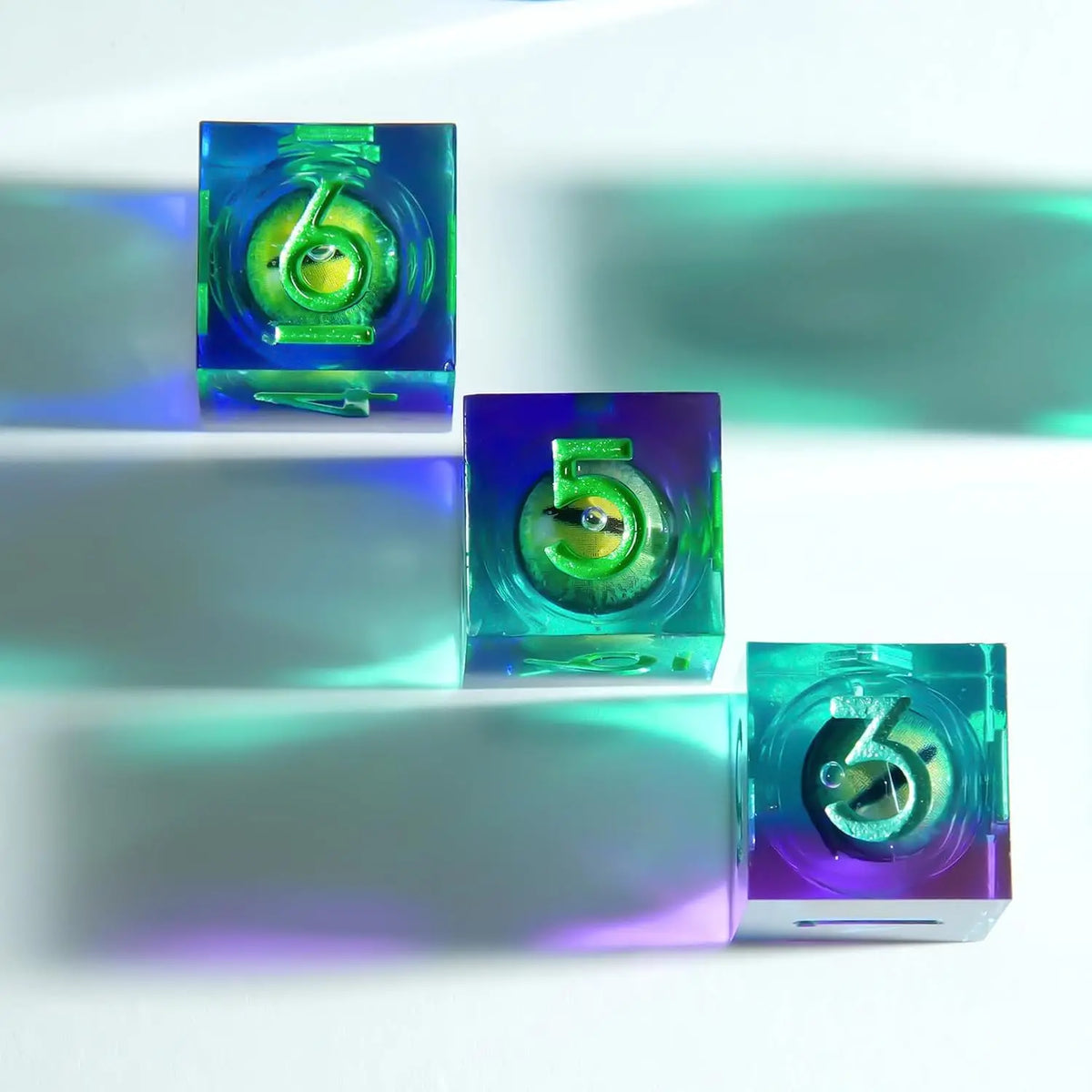 Dragon Eye Resin Die – 5 Colours to Choose From